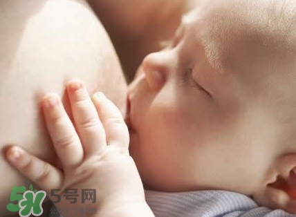 母乳能做什么？母乳可以放冰箱保鮮多久？