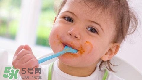 寶寶不吃輔食怎么辦？5個小妙招讓寶寶乖乖吃輔食