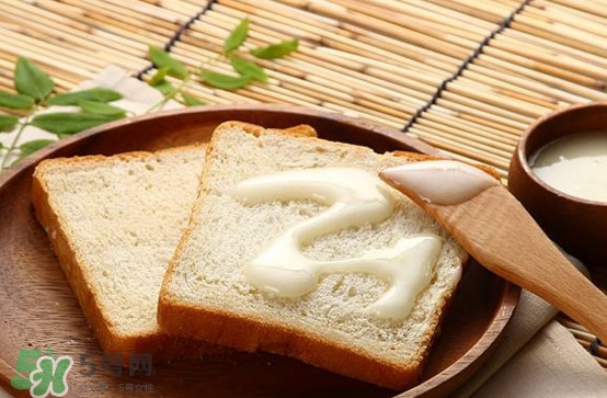 椴樹蜜是蜂蜜嗎？椴樹蜜怎么吃