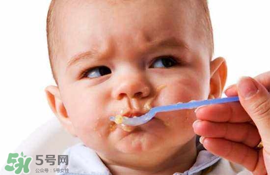寶寶不吃輔食怎么辦？5個小妙招讓寶寶乖乖吃輔食