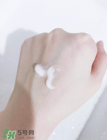 Aveeno護(hù)手霜怎么樣？Aveeno護(hù)手霜測(cè)評(píng)