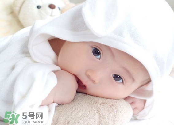 臍疝是什么？臍疝對(duì)寶寶有什么影響？