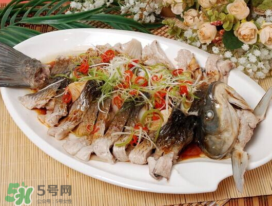 鰱魚可以清蒸嗎？清蒸鰱魚怎么做好吃？