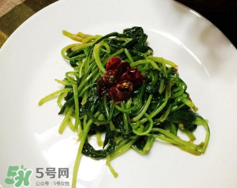 蘿卜纓要焯水嗎？蘿卜纓不能和什么一起吃