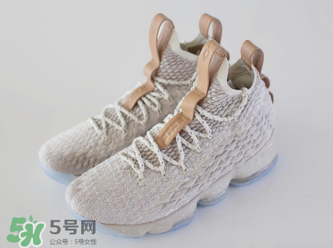 nike lebron 15 ghost實(shí)物細(xì)節(jié)怎么樣？