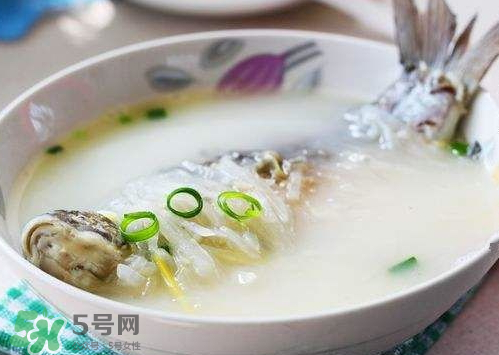 喝鯽魚(yú)湯會(huì)胖嗎？鯽魚(yú)湯可以經(jīng)常喝嗎？