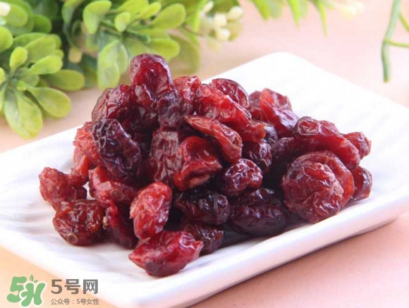 蔓越莓干每天吃很多有好處嗎？蔓越莓干哪個牌子好