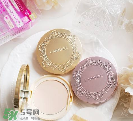 散粉粉餅定妝噴霧有什么區(qū)別？定妝產(chǎn)品推薦