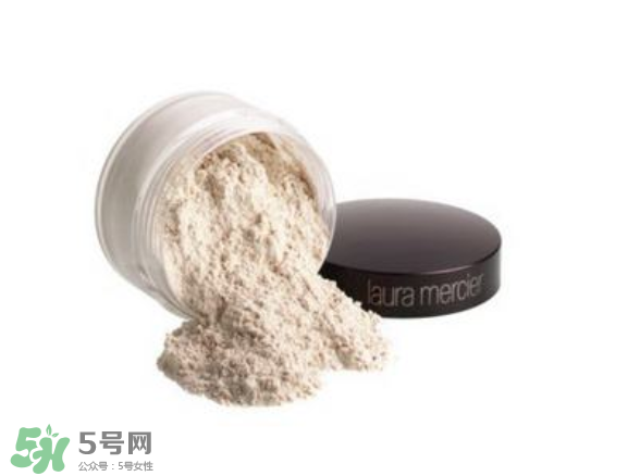 散粉粉餅定妝噴霧有什么區(qū)別？定妝產(chǎn)品推薦