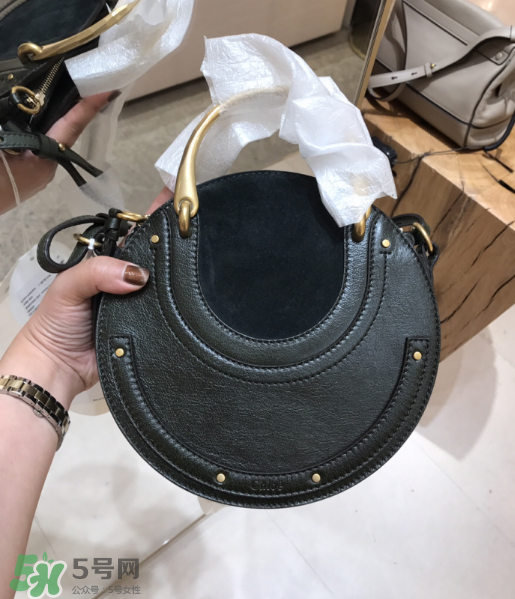chloe pixie尺寸多大？蔻依17秋冬新款圓形包包尺寸介紹
