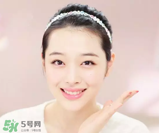 噴霧可以代替化妝水嗎？噴霧可以經(jīng)常使用嗎？