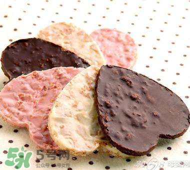 生孩子時(shí)吃什么易助產(chǎn)？生孩子時(shí)吃巧克力