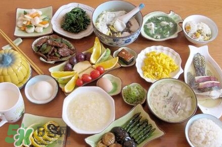 生孩子時(shí)吃什么易助產(chǎn)？生孩子時(shí)吃巧克力