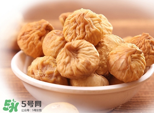 無花果干可以空腹吃嗎？無花果干泡水喝有什么功效