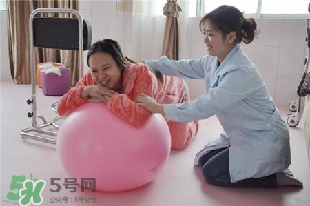 什么是導(dǎo)樂(lè)分娩？導(dǎo)樂(lè)分娩大概多少錢(qián)？