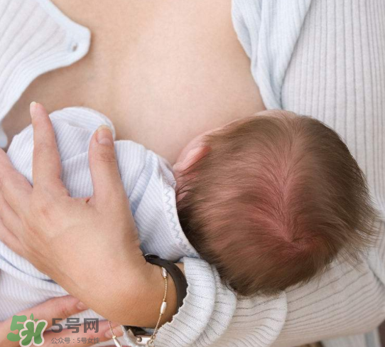 顏值低或因輸在了母乳上  母乳喂養(yǎng)的孩子更好看嗎？