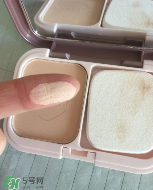 卡姿蘭粉餅好用嗎？卡姿蘭粉餅怎么樣？