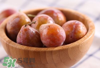 西梅寶寶能吃嗎？西梅寶寶多大可以吃？