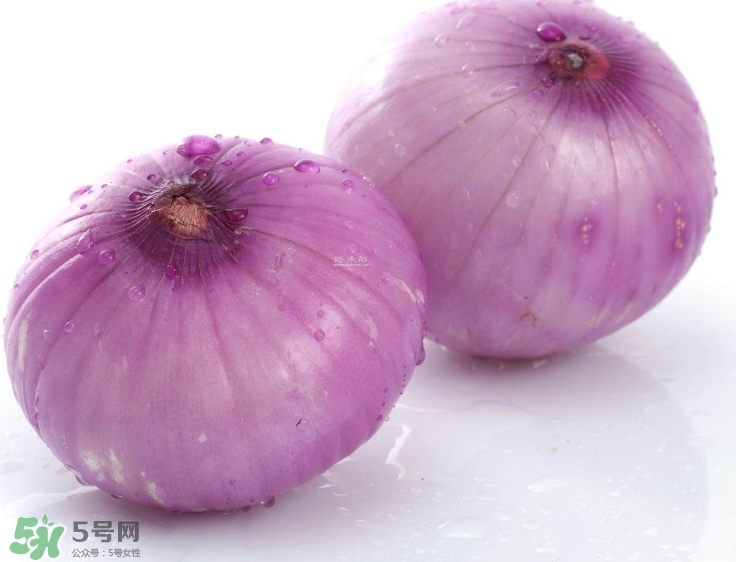 洋蔥汁能黑發(fā)嗎？洋蔥汁擦頭發(fā)能生發(fā)嗎？
