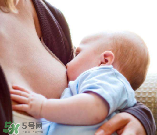 保姆偷喝女主人母乳  成人喝母乳有什么好處？