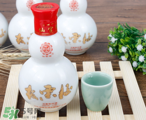?板栗酒能存放多久？?板栗泡酒可以放多久？