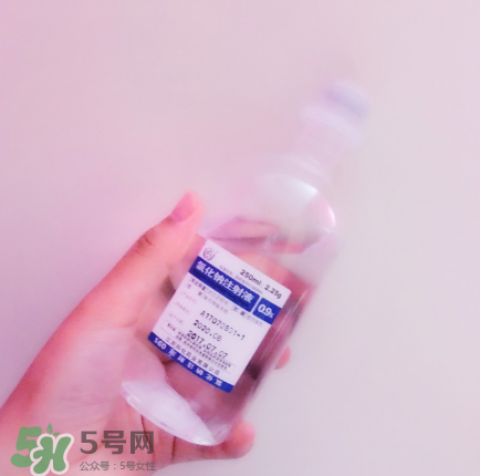 生理鹽水可以洗眼睛嗎？生理鹽水洗眼睛好不好？