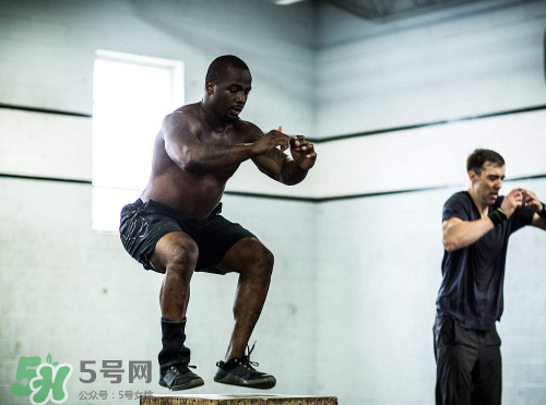 crossfit適合所有人嗎？crossfit適合女生練嗎？