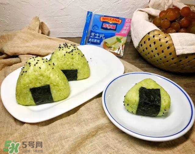 牛油果沙拉怎么做？牛油果沙拉用什么醬？