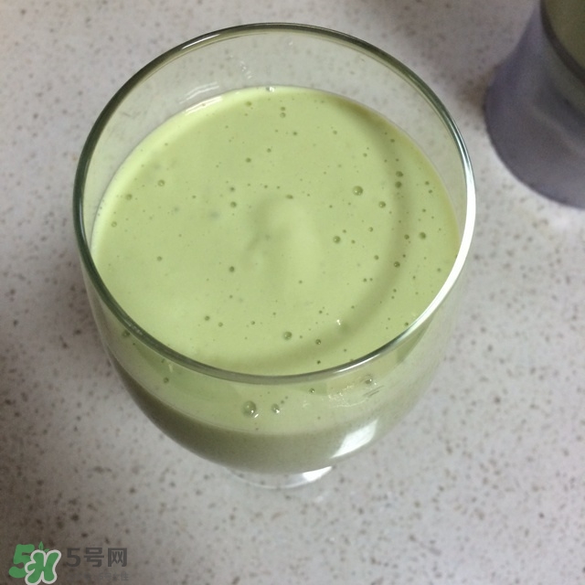 牛油果奶昔怎么做？牛油果奶昔的功效