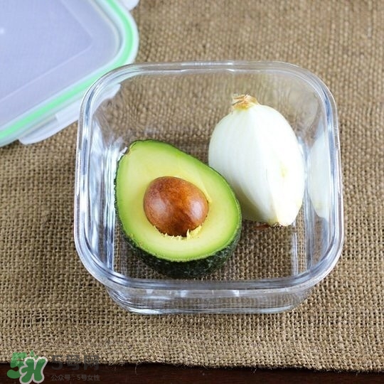 牛油果隔夜了還能吃嗎？牛油果可以冷凍保存嗎？