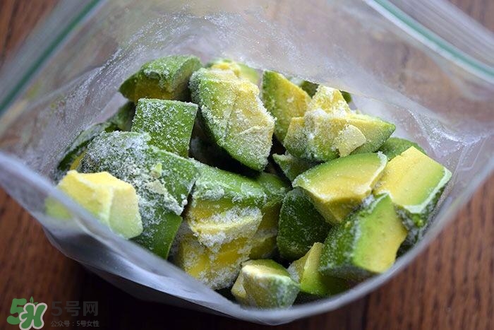 牛油果隔夜了還能吃嗎？牛油果可以冷凍保存嗎？