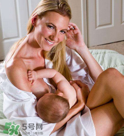 寶寶突然不吃母乳了怎么回事？寶寶不吃母乳是為什么？