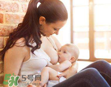 寶寶突然不吃母乳了怎么回事？寶寶不吃母乳是為什么？