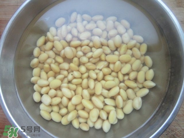 核桃可以和黃豆一起打豆?jié){嗎？核桃和什么一起打豆?jié){好？