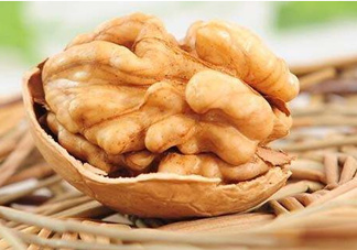核桃磨成粉還有營養(yǎng)嗎？核桃粉和核桃哪個(gè)更好？
