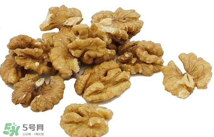 鮮核桃是涼性還是熱性？鮮核桃是發(fā)物嗎？