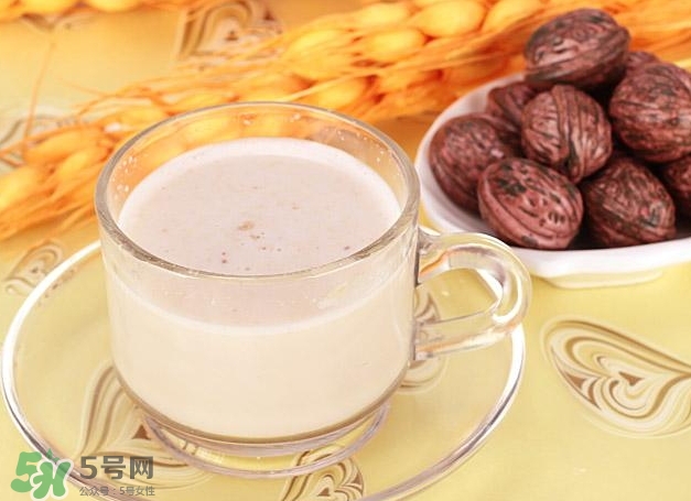 喝核桃粉有什么好處？喝核桃粉會(huì)長(zhǎng)胖嗎？