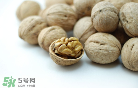 長期吃核桃有副作用嗎？核桃的副作用很大嗎？
