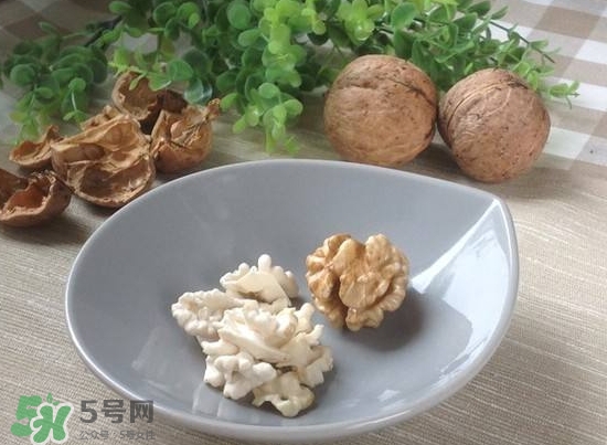 新鮮核桃怎么吃？新鮮核桃怎么給寶寶吃？