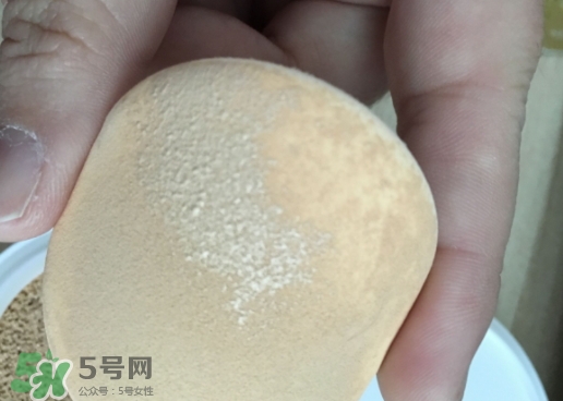 蘭蔻小粉盒適合什么膚質(zhì)？