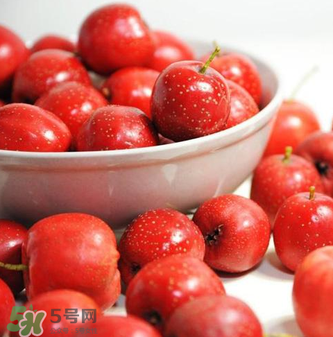 山楂和蜂蜜能一起沖水喝嗎？