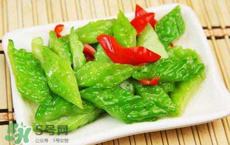 什么泡水喝能清熱降火？清熱降火吃什么？