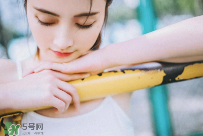 乳腺炎吃什么藥好得快？乳腺炎吃阿莫西林管用嗎？