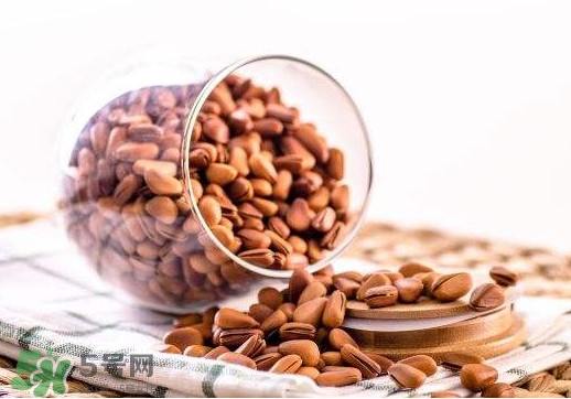 松子不能和什么一起吃？松子什么人不能吃