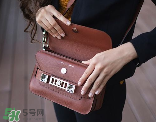proenza schouler是什么牌子？proenza schouler是奢侈品嗎？