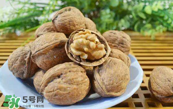 核桃的營養(yǎng)價值是什么？核桃的營養(yǎng)成分