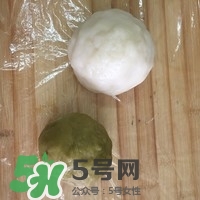 榴蓮冰皮月餅的做法？榴蓮冰皮月餅價(jià)格