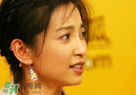 打耳洞什么時(shí)候打最好？新打耳洞癢是怎么回事
