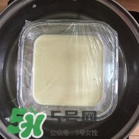 榴蓮冰皮月餅的做法？榴蓮冰皮月餅價(jià)格