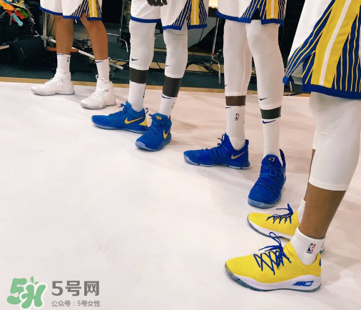 under armour curry 4 low warriors什么時候發(fā)售？